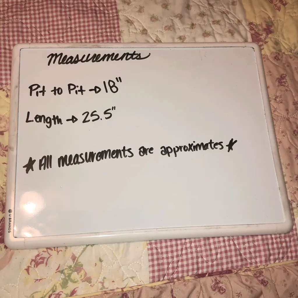 Garth Brooks World Tour Band Merch Casual Lightweight Tee Size Medium Pink - Image 8