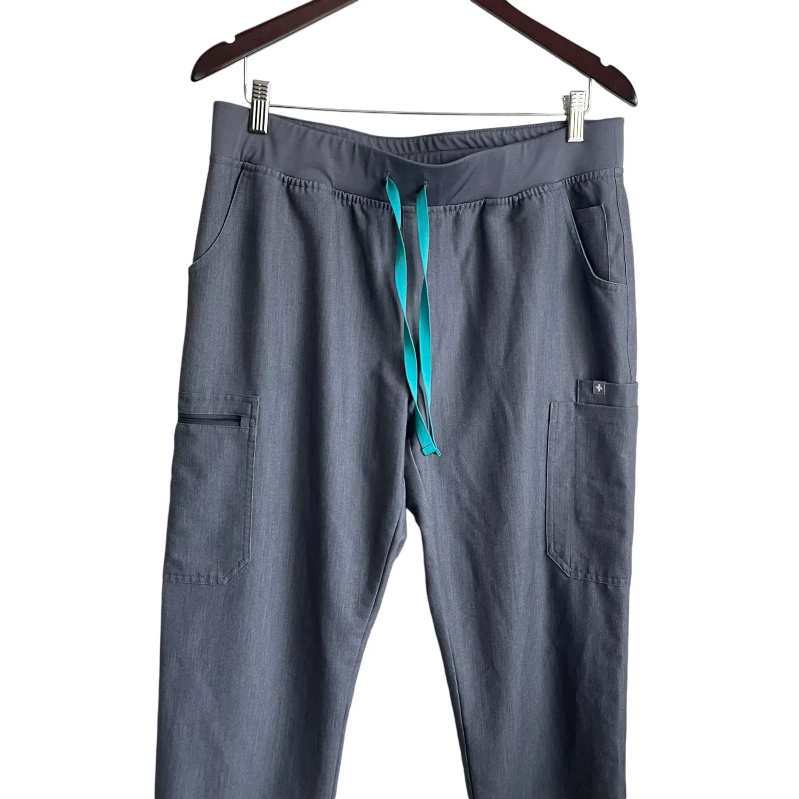Figs Women Scrub Cargo Pants L Gray Technical Collection Medical Nurse Workwear‎ - Image 7