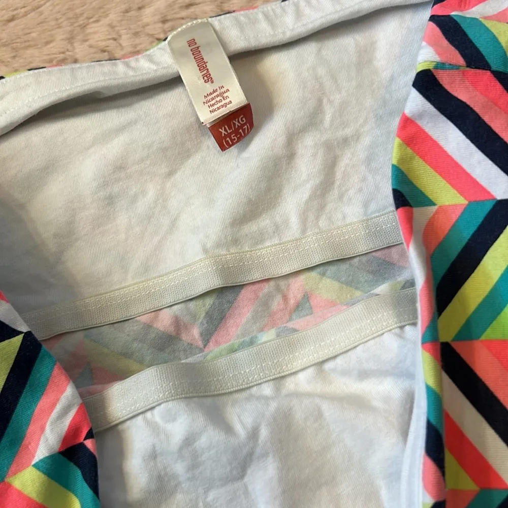 Size XL (15-17) top • no boundaries - Image 4