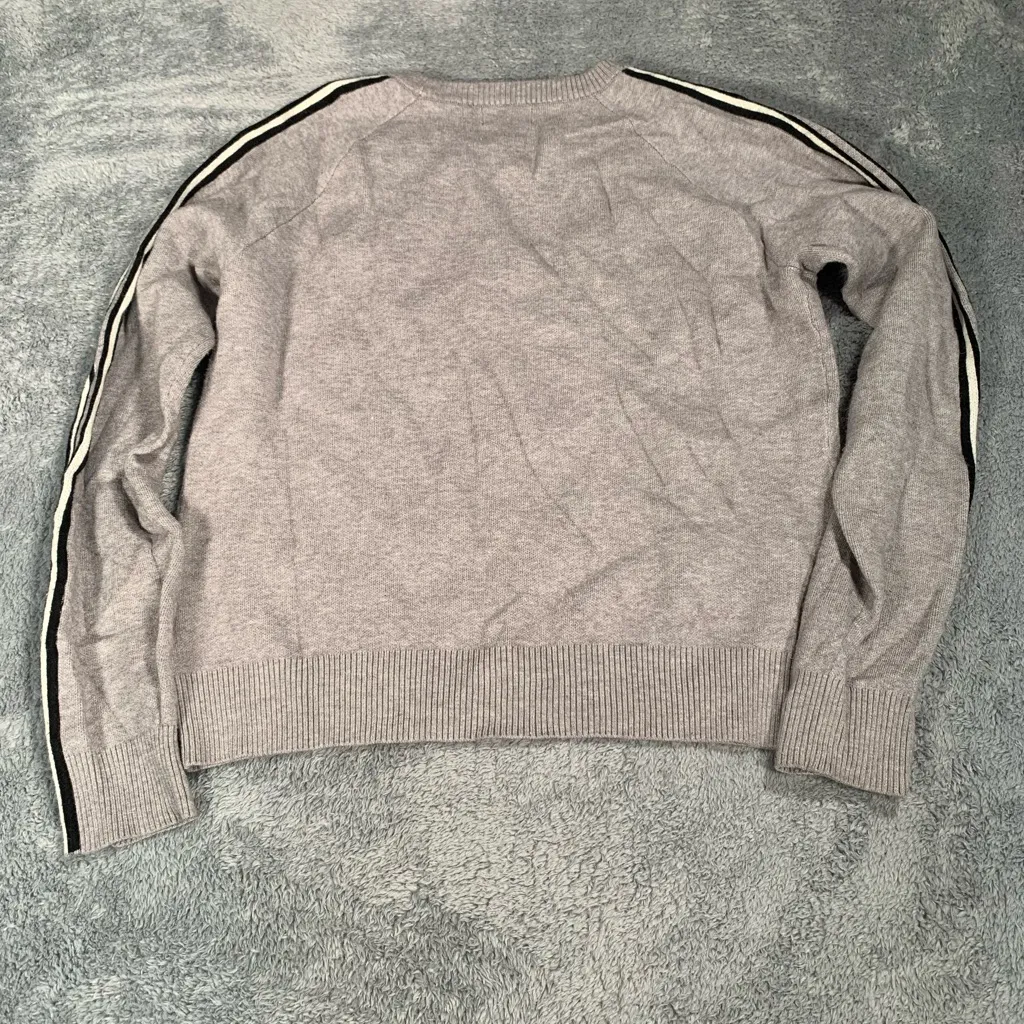 Monrow Light Gray Crewneck Sweater with Black Stripe Size M - Image 8