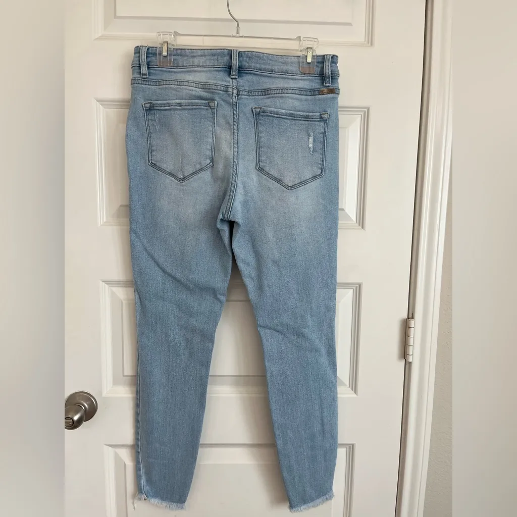 KanCan Distressed light Wash Skinny Jeans Fray Hem Size 29 11 - Image 10