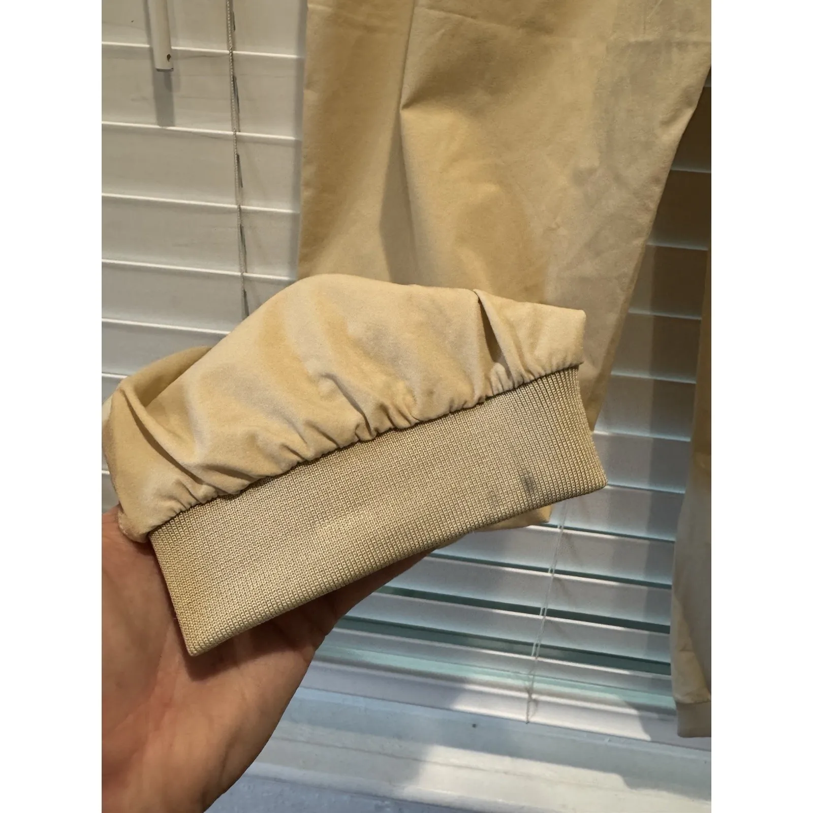 Inaka Women's Performance Nylon Spandex Sweats Baggy Joggers NWT Size L Ivory Tan Size L - Image 11