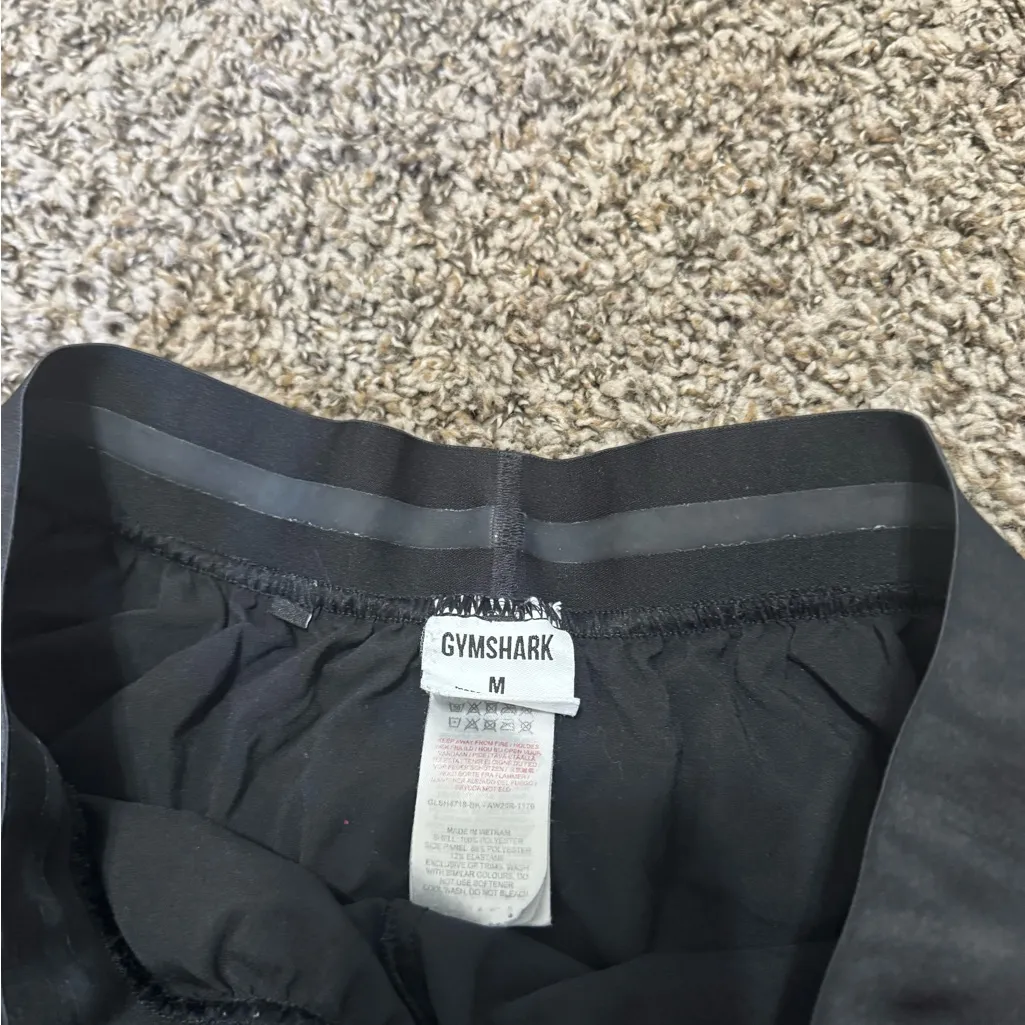 Gymshark Training Loose Fit Shorts - Image 4