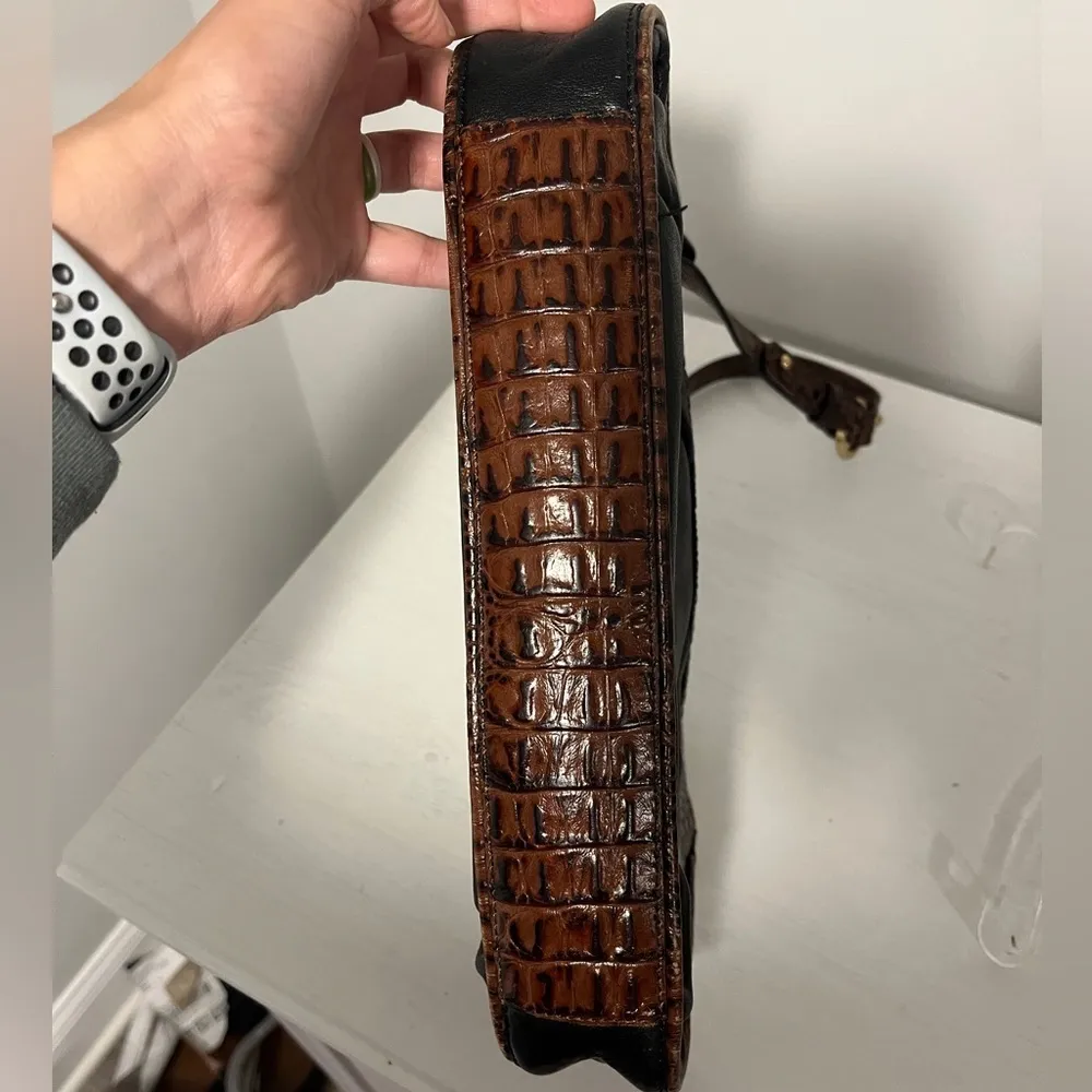 Vtg Brahmin Mock Alligator Crocodile Leather Baguette Shoulder Purse - Image 6