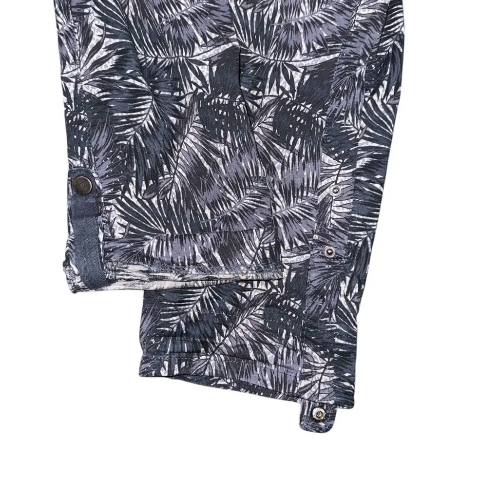 Democracy Navy Blue Tropical Leaf Flex-ellent Tab Crop Cargo Pants Women’s Sz 8 - Image 7