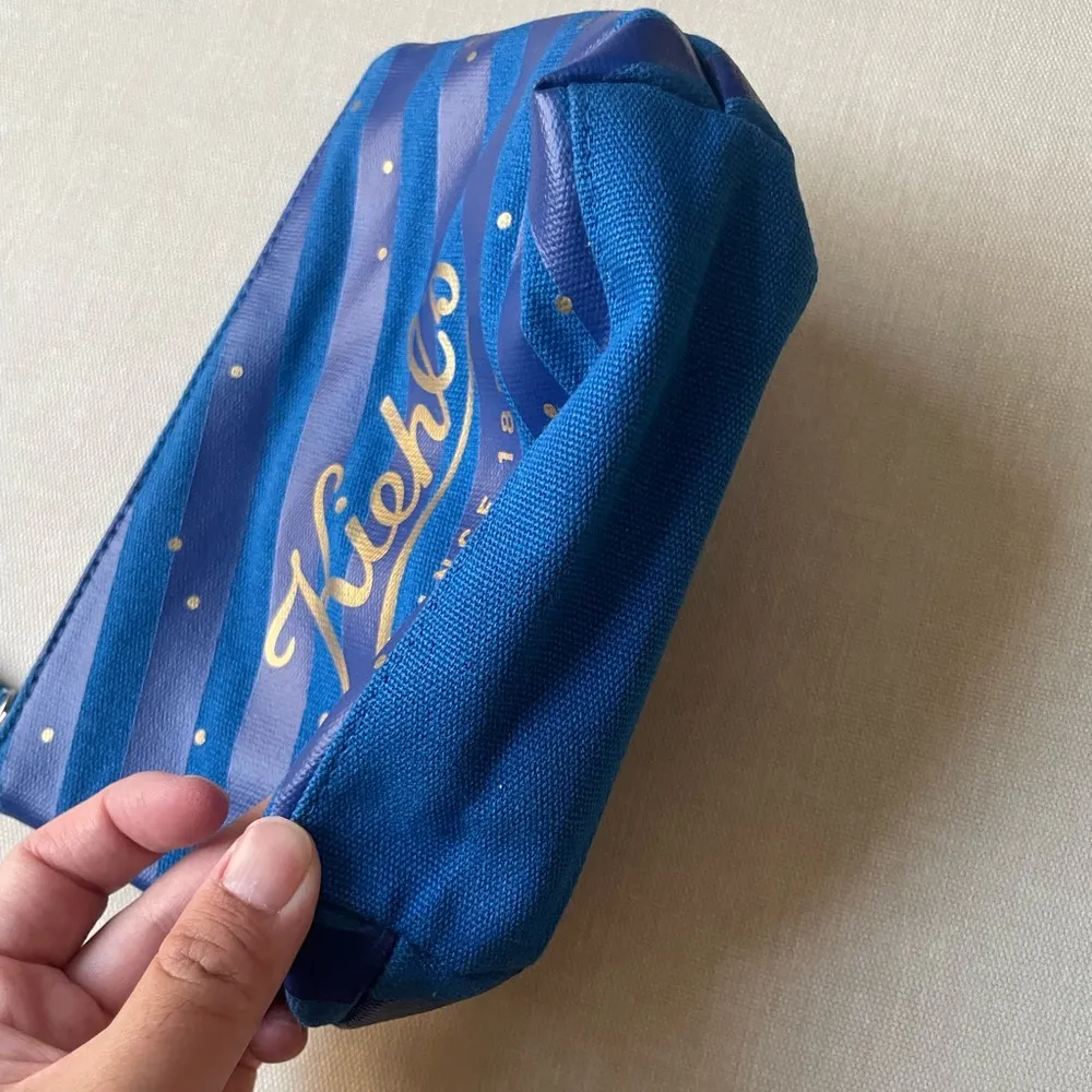 Kielh's x Janine Rewell Makeup Bag Blue - Image 4