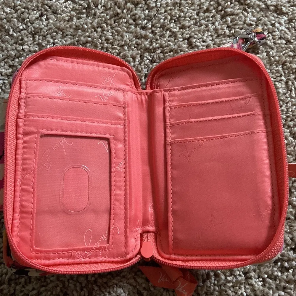 Vera Bradley  Smartphone Wristlet - Image 4