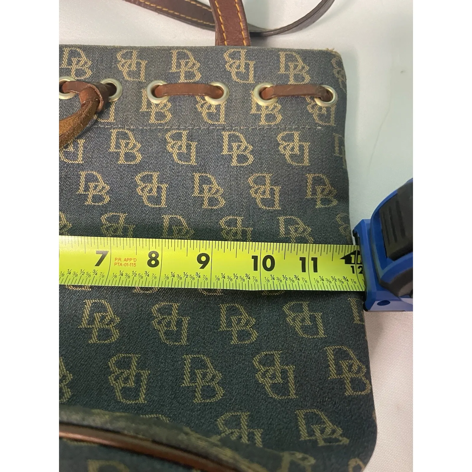 Dooney & Bourke‎ Purse Tassel Bucket Bag Leather Trim - Image 7