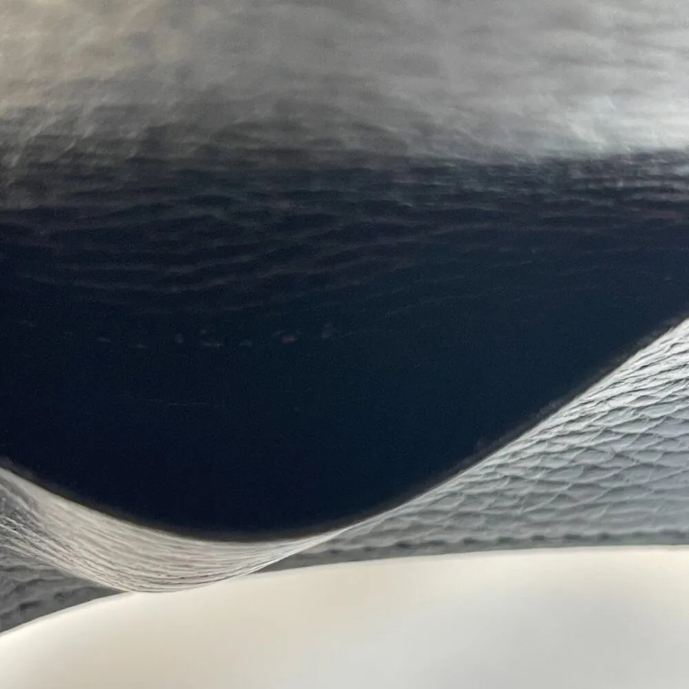 Gucci Dollar Calfskin Marmont 6 Key Holder Case Black/Beige - Preowned - Image 11