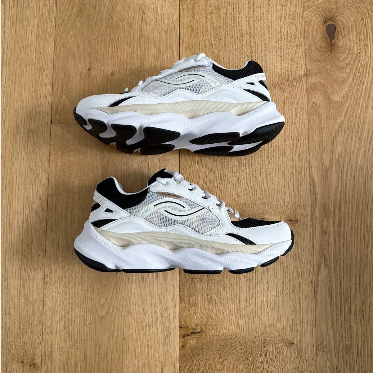 Ryka Walking Sneakers Rezorb Max Classic Size US6 White Black Brown - Image 5