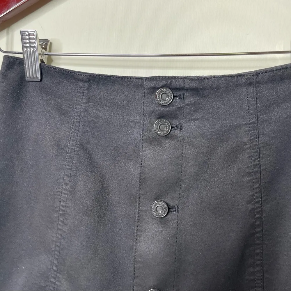 Moussy black mini skirt front button closure sz 2 - Image 4