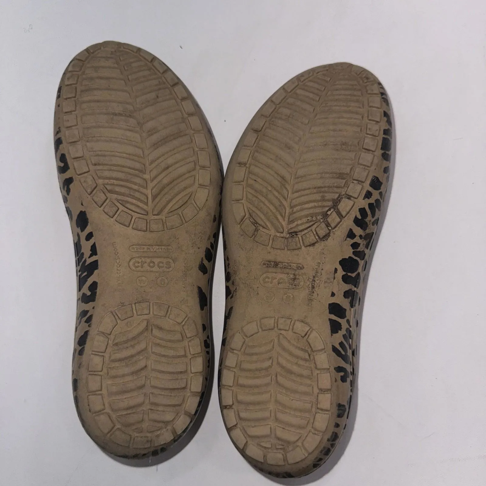 Crocs Women Boulder Colorado Animal Print SlipOn Gorpcore Water Ballet Flat Sz 6 - Image 9