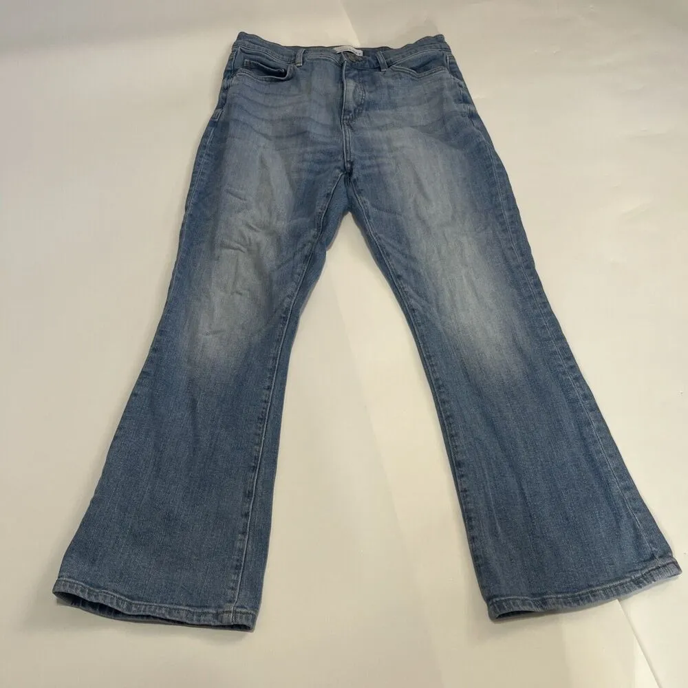 Sz 4 /27 Sculpting Pocket High Rise Boot Crop Jeans Ann Taylor - Image 3