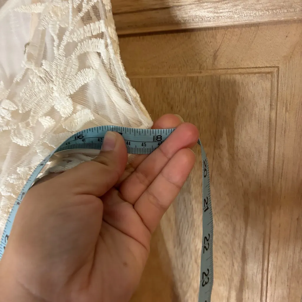 Alice + Olivia women’s‎ Darcy Lace cream Dress bridesmaids size S - Image 13