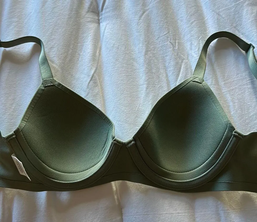 Smoothez Green Bra - Image 2