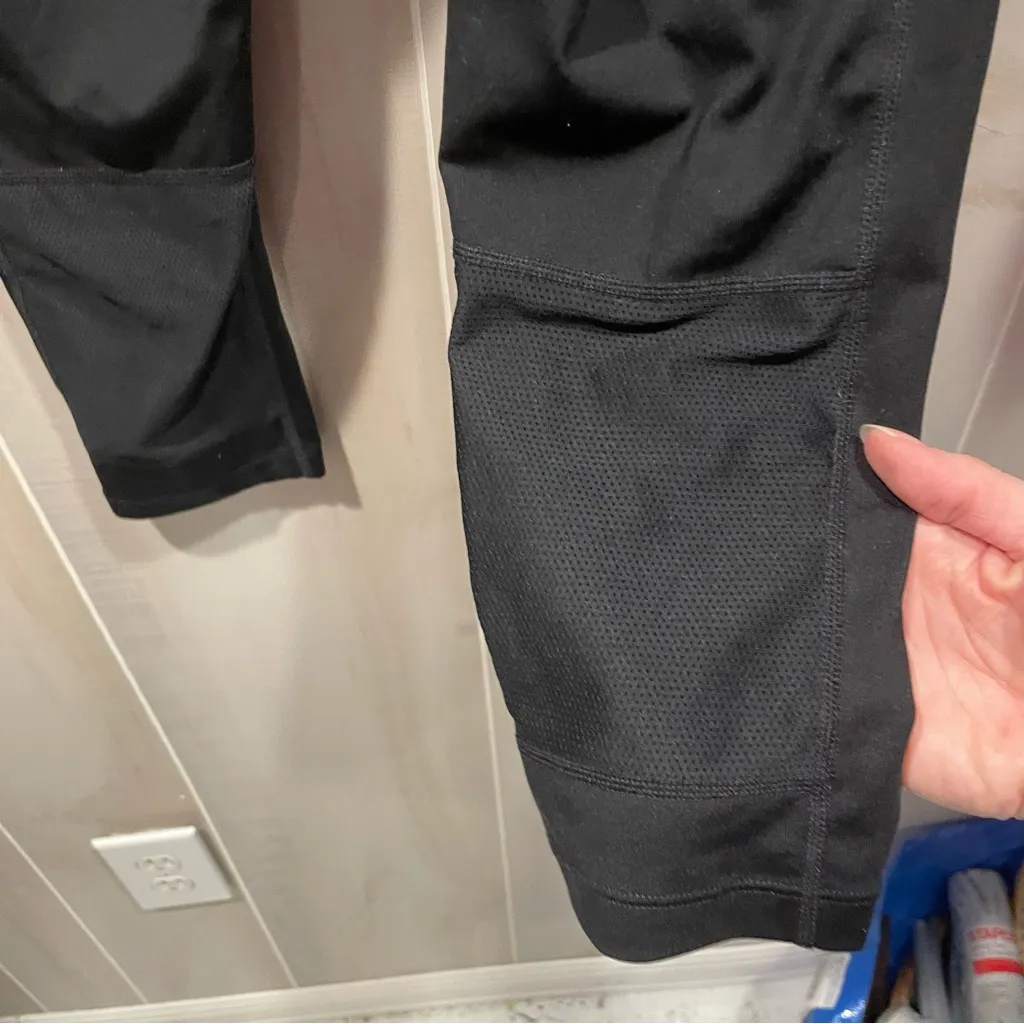 Cute Nike running dri fit capri pants yoga workout sports millennium patch - Image 6