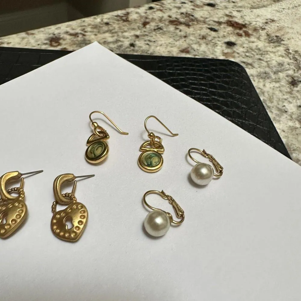 Lot Of 3 Gold Tone Pierced Earrings 2 Are Dangle Style - Image 3