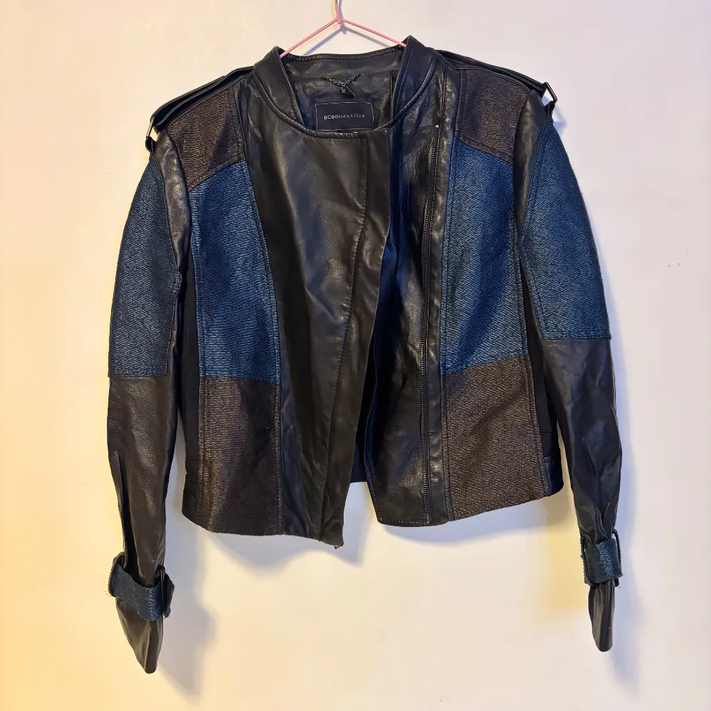 BCBG Max Azria Patchwork Color Block Leather Moto Jacket Black Blue Womens XS - Image 4