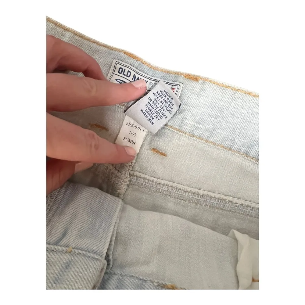 Vintage Y2K Light Wash Denim Cargo Mini Skirt 12 - Image 3