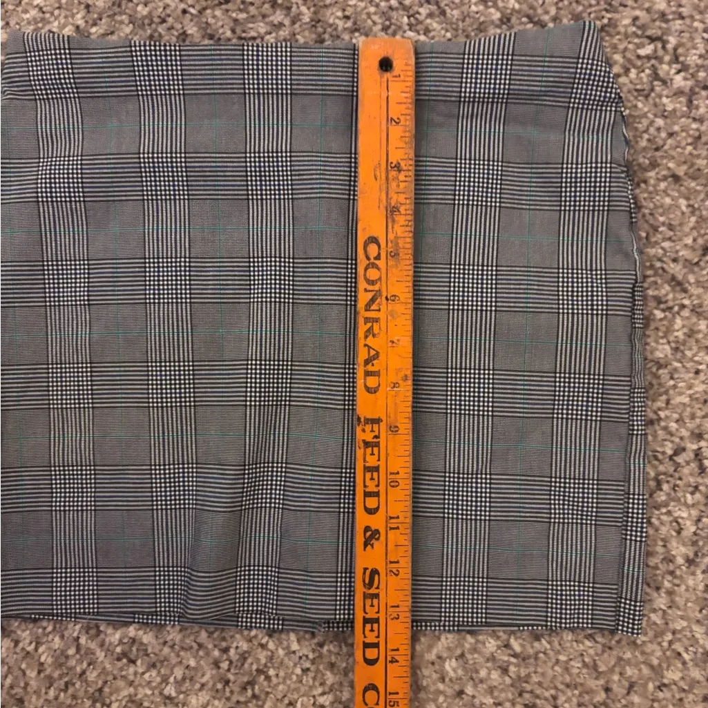 Black and White Checkered Pencil Skirt Gray - Image 4