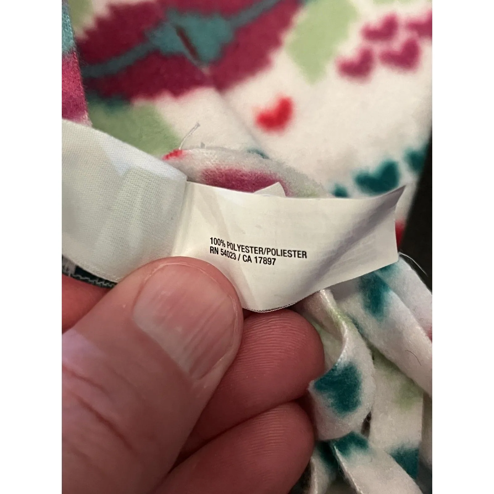 Old Navy Scarf Womens One Size Multicolor Fleece Fair Isle Fringe Winter Cozy - Image 6