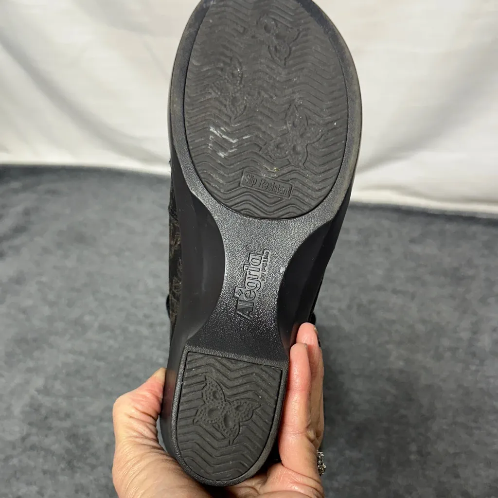 Alegria Women's Elsa Bronze Eyed Susan Floral Bootie leather inside and out - Image 9