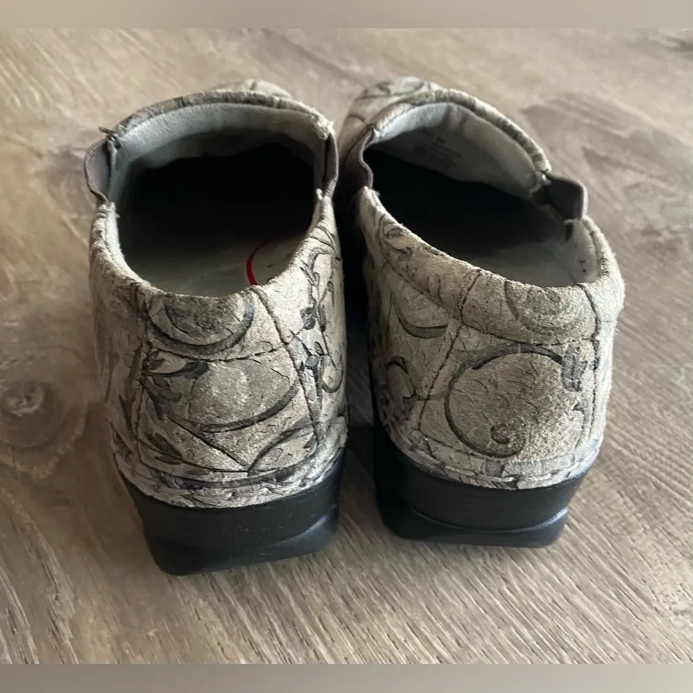 KLOGS Grey Leather Slip On Nursing Shift Shoes Gray Size 7 - Image 3