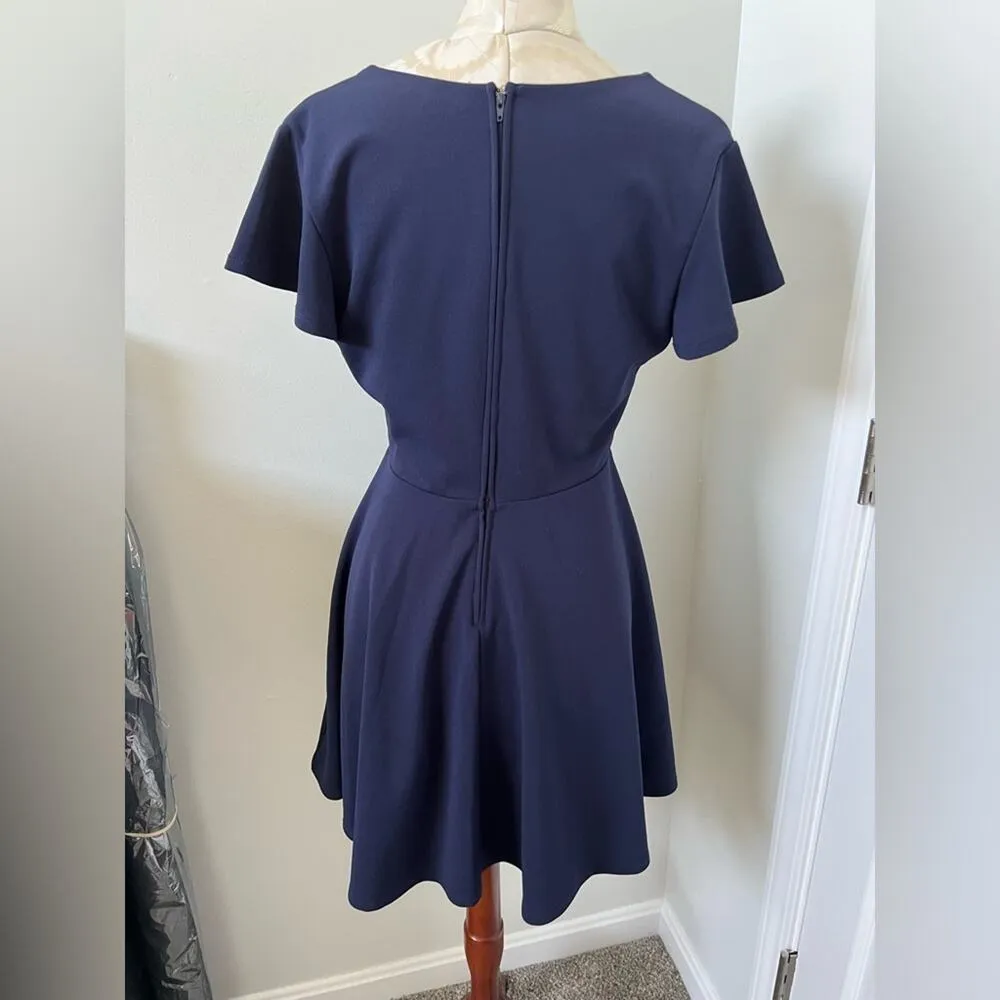 Trixxi Short Sleeve V-Neck Classic Navy Short A-Line Dress Small - Image 4