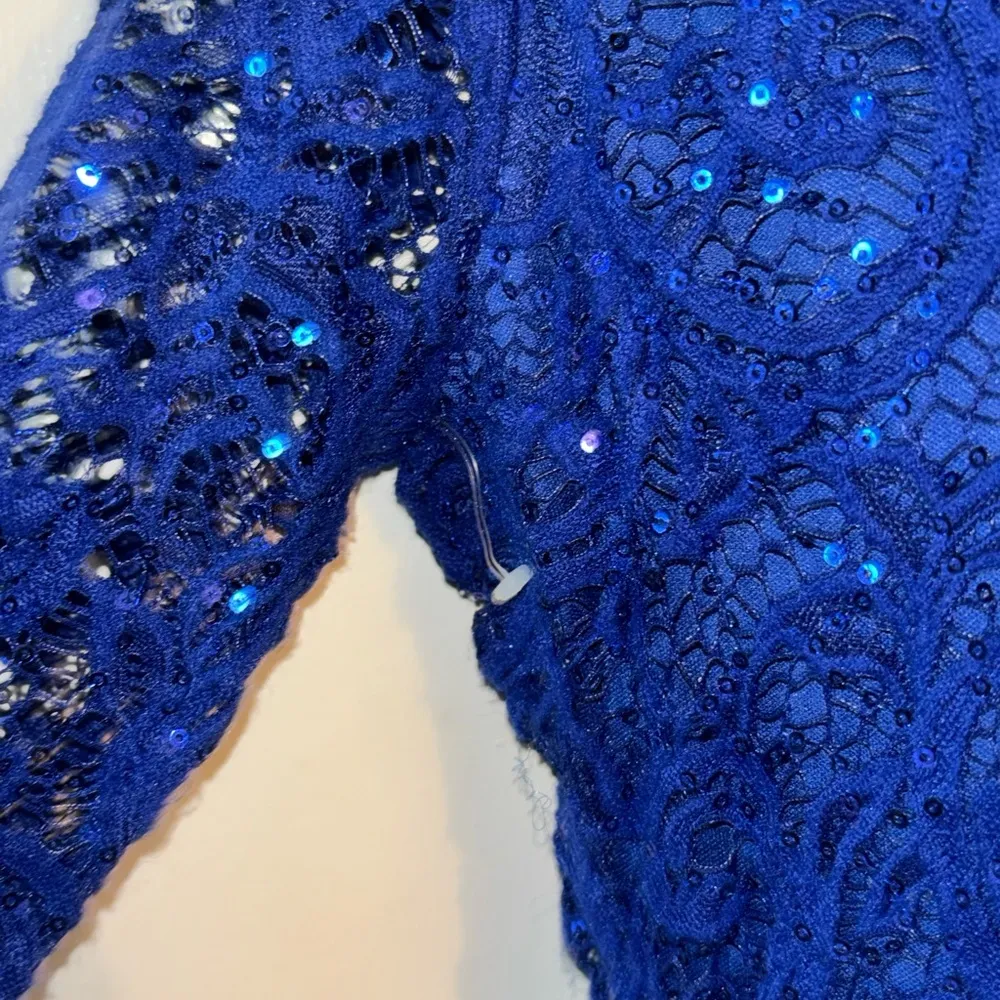 Sparkling Sequin& Lace Blue Nordstroms Sexy Little Dress NWTS ! - Image 7