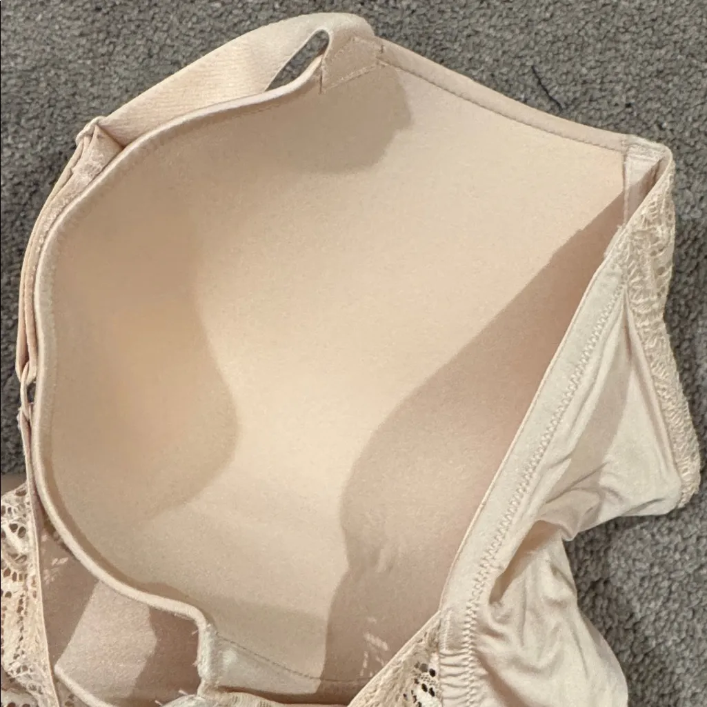 Paramour Tan Bra SIZE 40DD - Image 6