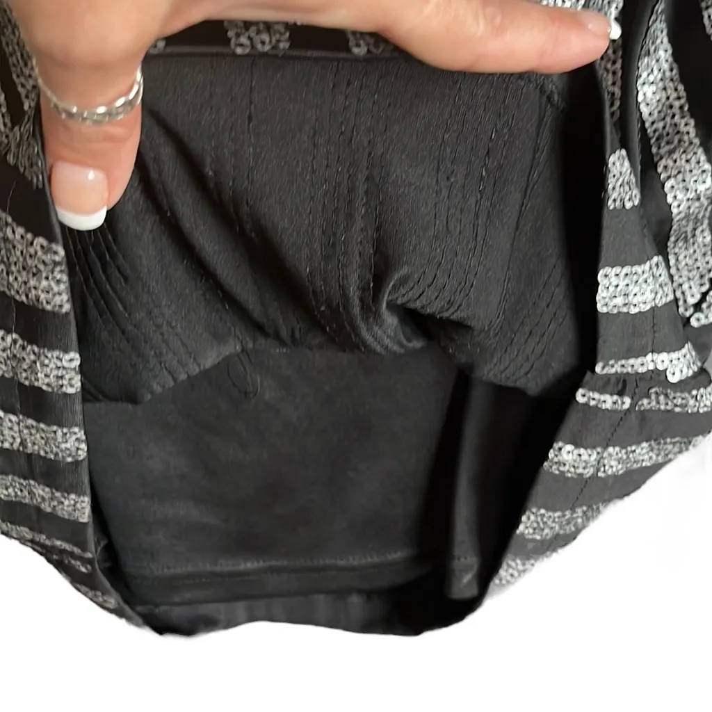 Romeo & Juliet Couture sequin dress - Image 10