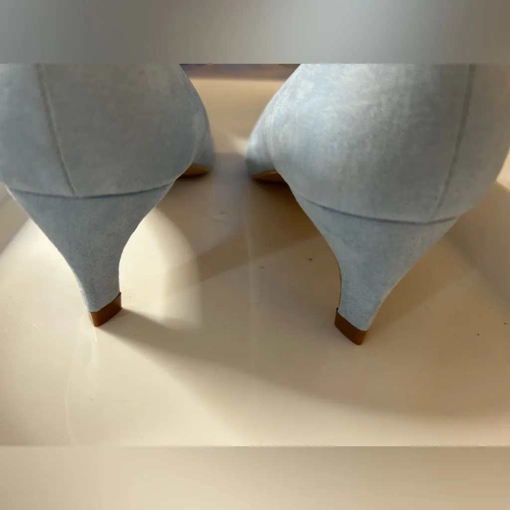NEW NY & C Vegan Suede Kaelyn Kitten Pointed Heels Rubber Outsole 7.5 $80 Blue - Image 4