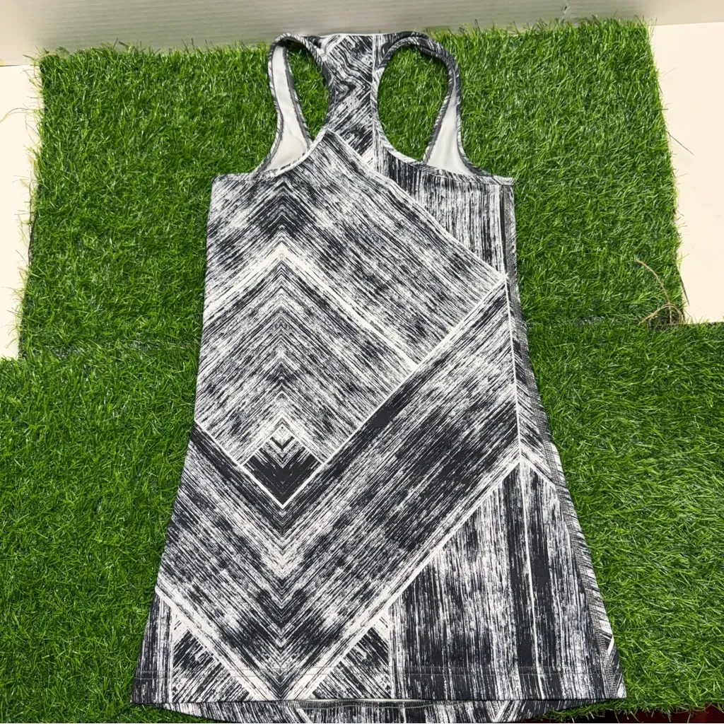 Lululemon Cool Racerback Tank Top - Image 5
