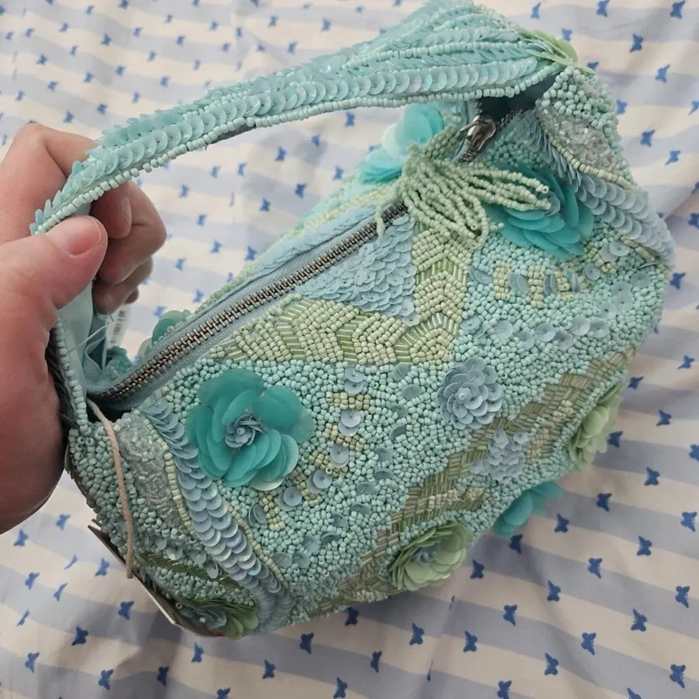 TJ Maxx Marshall’s blue green teal viral bead floral sequin shoulder bag - Image 5