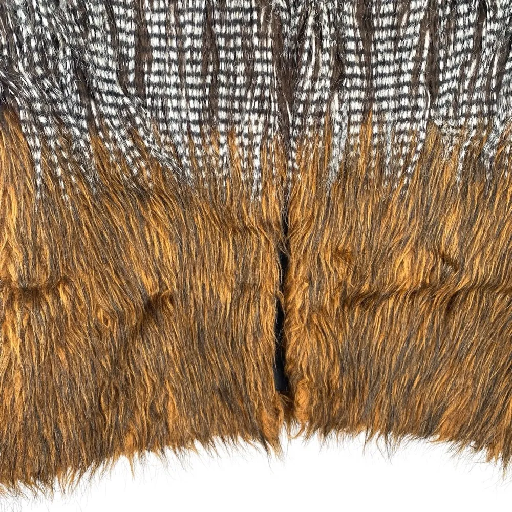 Faux Fur Shaggy Fuzzy Feather Vest CM3 Outfitters Tan Size L - Image 3