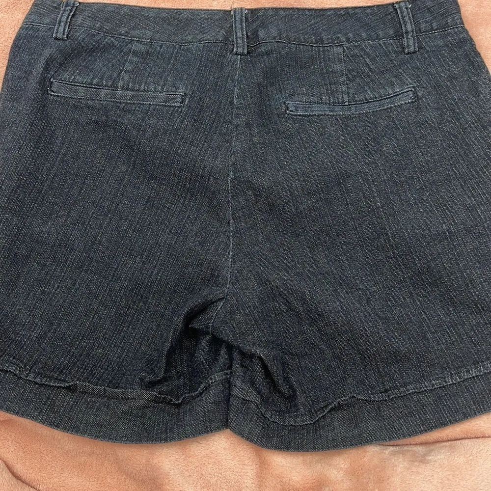 Dockers size 14 jean shorts dark denim - Image 4