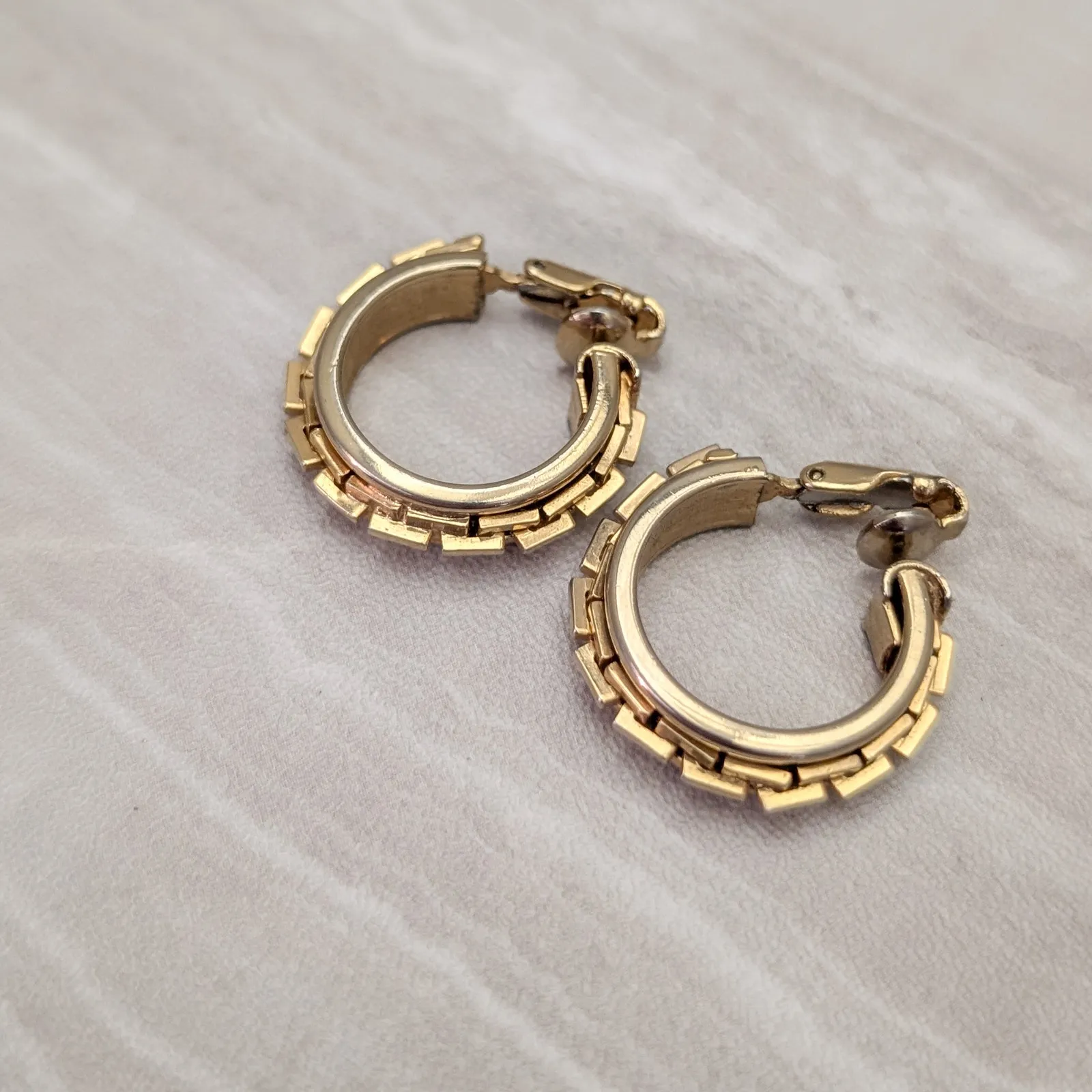 Vintage Clip On Earrings Gold Tone Large Hoops with Square Chain Like Design - Image 4