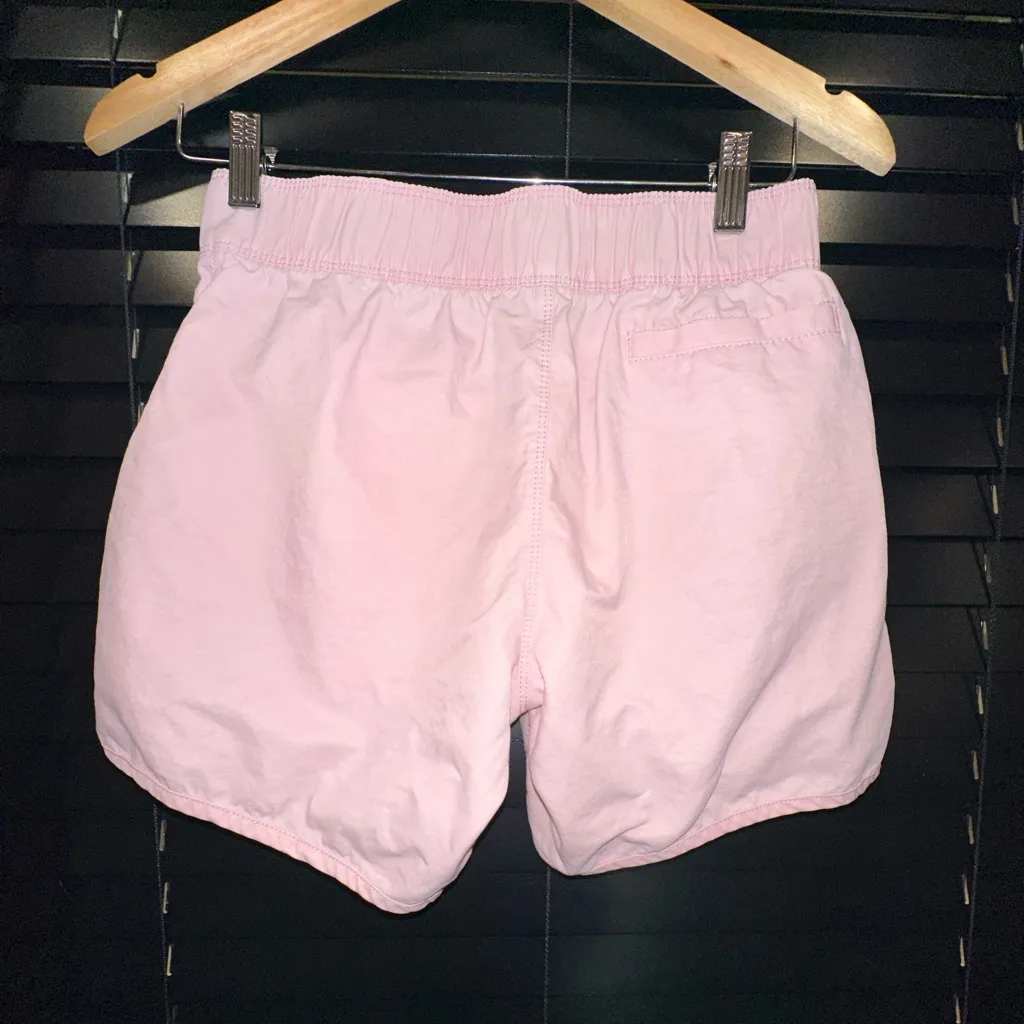 EUC Hurley Women's Light Pink Athletic Shorts - Image 2