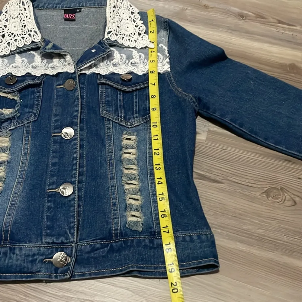 Lace trim Jean jacket Denim Lace collar Distressed Size M Retro Boho Bridal Blue Size M - Image 8