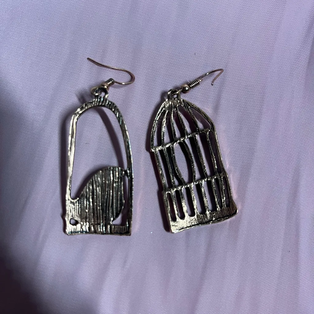 Elegant Gold and Blue Bird Cage Earrings - Image 3