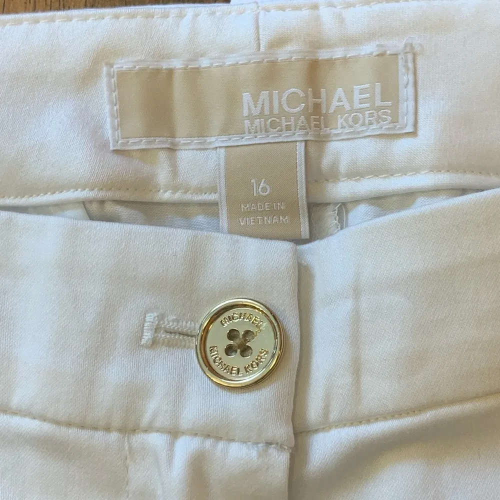 Michael Kors slacks NWT women’s 16 white pockets front & back lightweight - Image 2