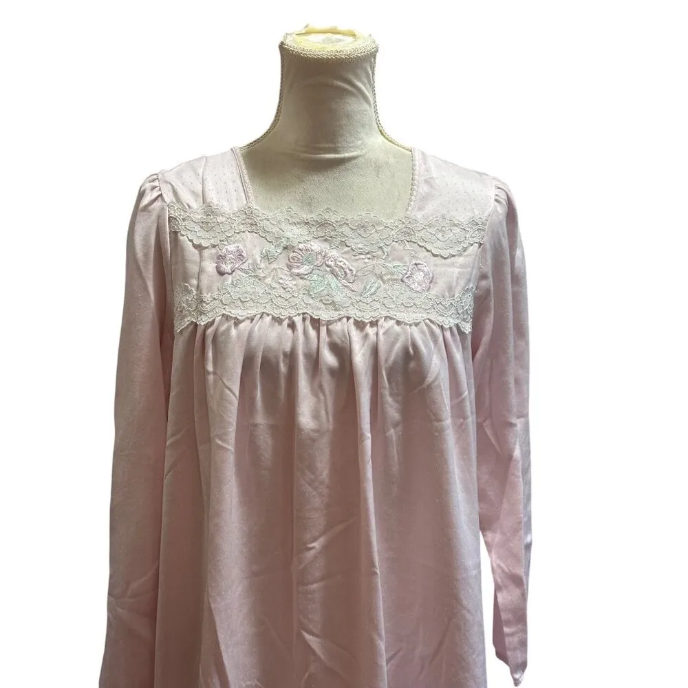 Miss Elaine Pink Long Sleeve Vintage Nightgown Embroidered Lace Detail Sz M Size M - Image 3