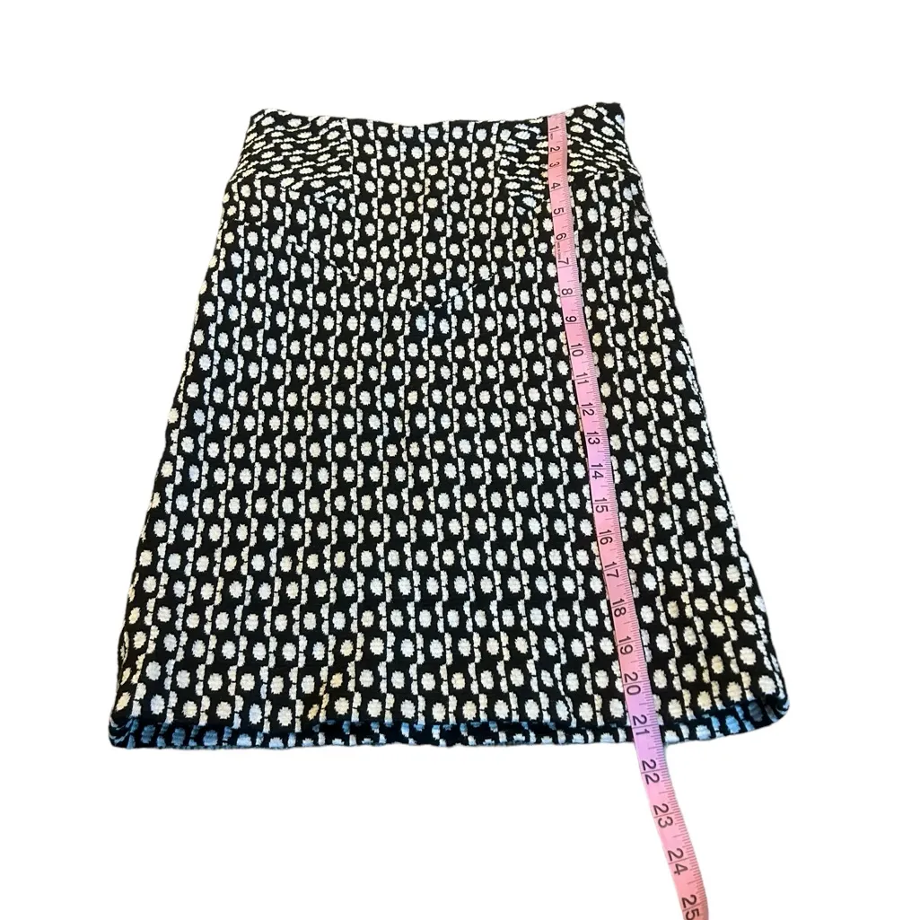 3/$15 DVF black and white skirt - Image 2