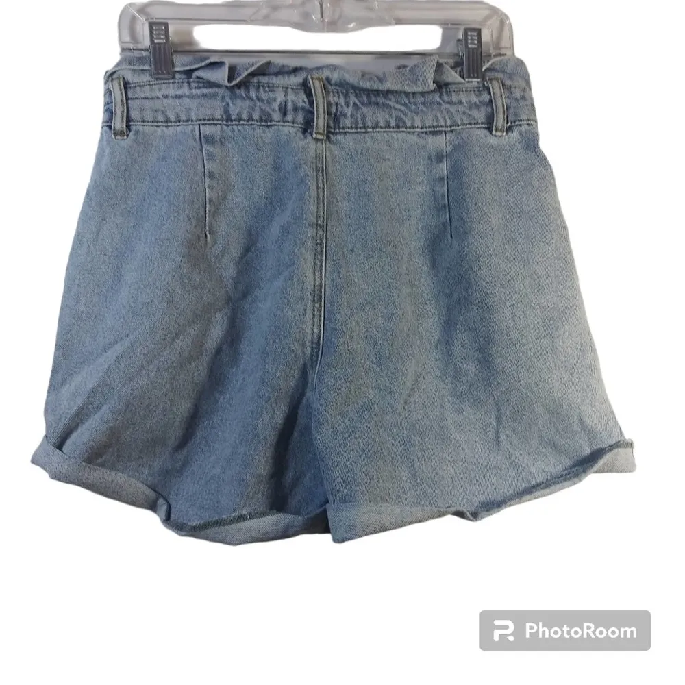 Forever 21 Denim High Rise Paper Bag Waist Size L - Image 2