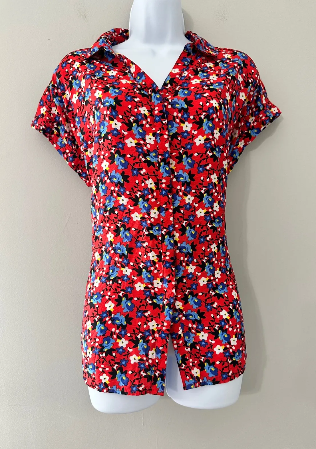 Jachs Girlfriend NY Floral Blouse Top Women's XL Short Sleeve Button Up Red - Image 1