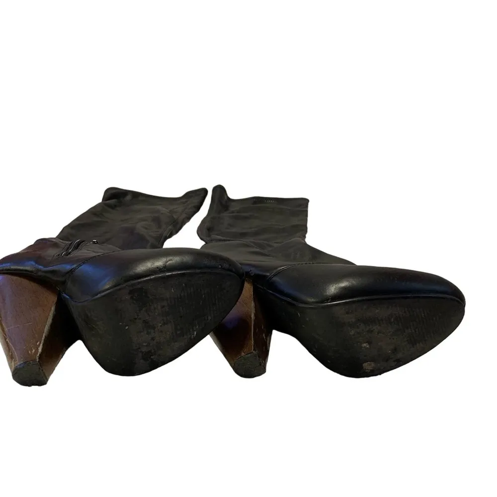 Brand Black knee high black boots with side zipper Size undefined - Image 4