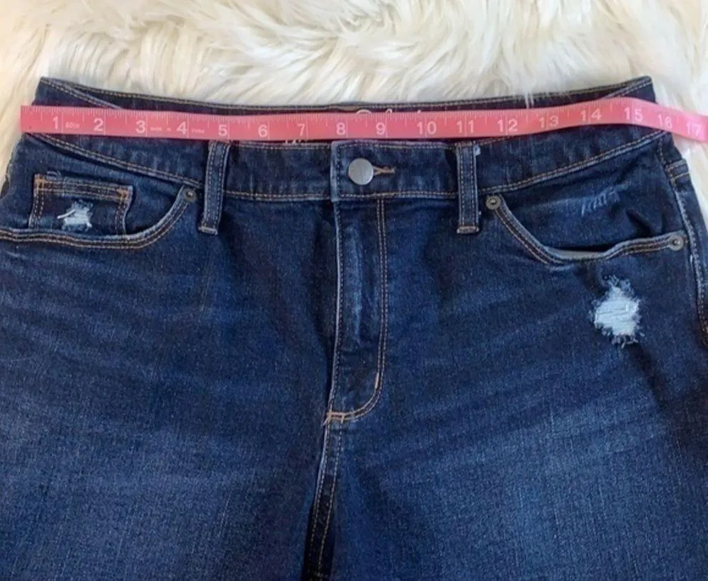 Universal Thread stretch high rise shortie raw hem - Image 3