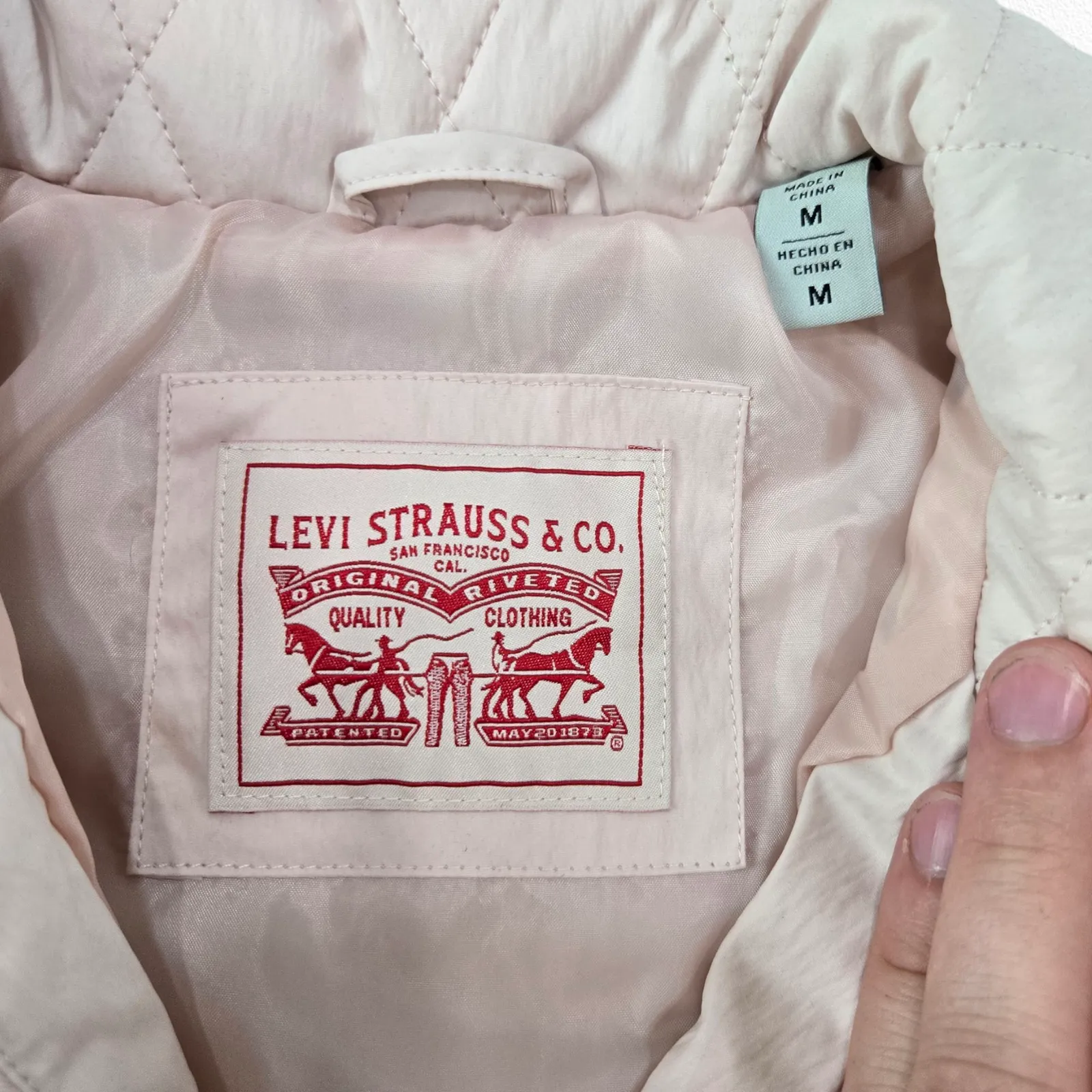 Levi’s Pastel Pink Quilted Shirt Jacket Shacket Snap Button Size Medium NWT - Image 9