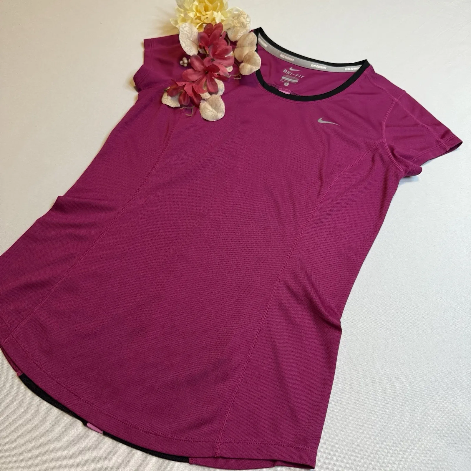 Nike Pink Dri-Fit Short Sleeve Mesh Crew Neck‎ Shirt Size S Running Athleisure # - Image 9