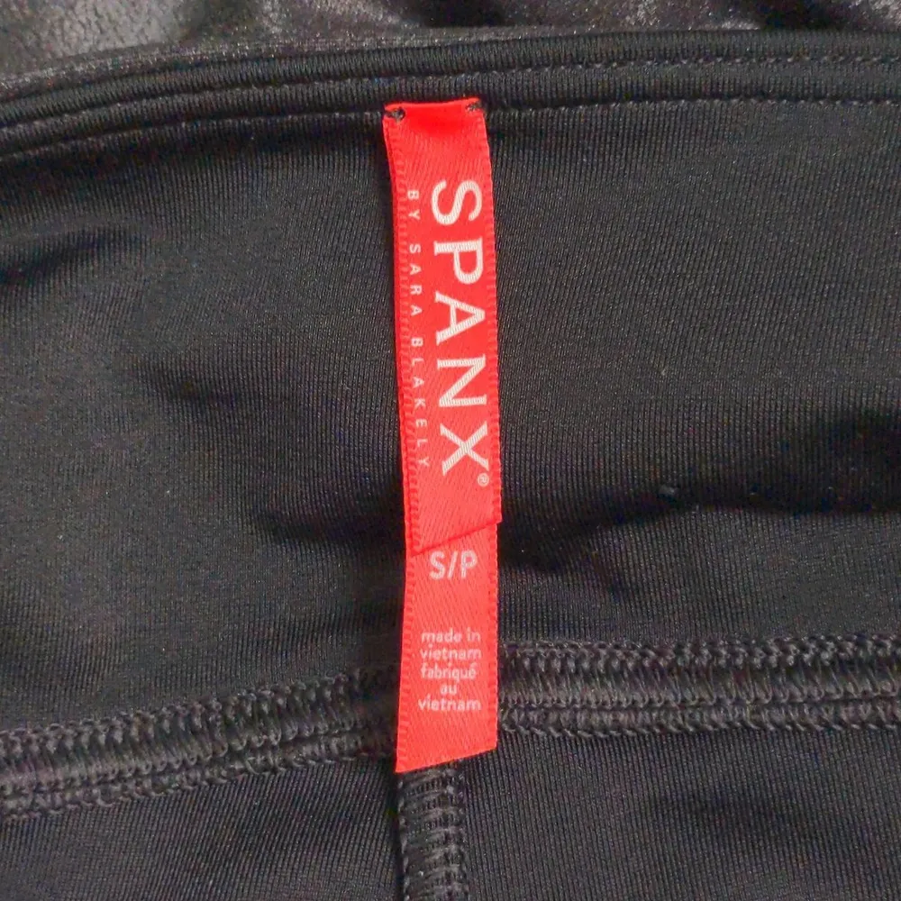 Spanx Womens Faux Leather Leggings Black Mid Rise Shaping Full Length S - Image 5